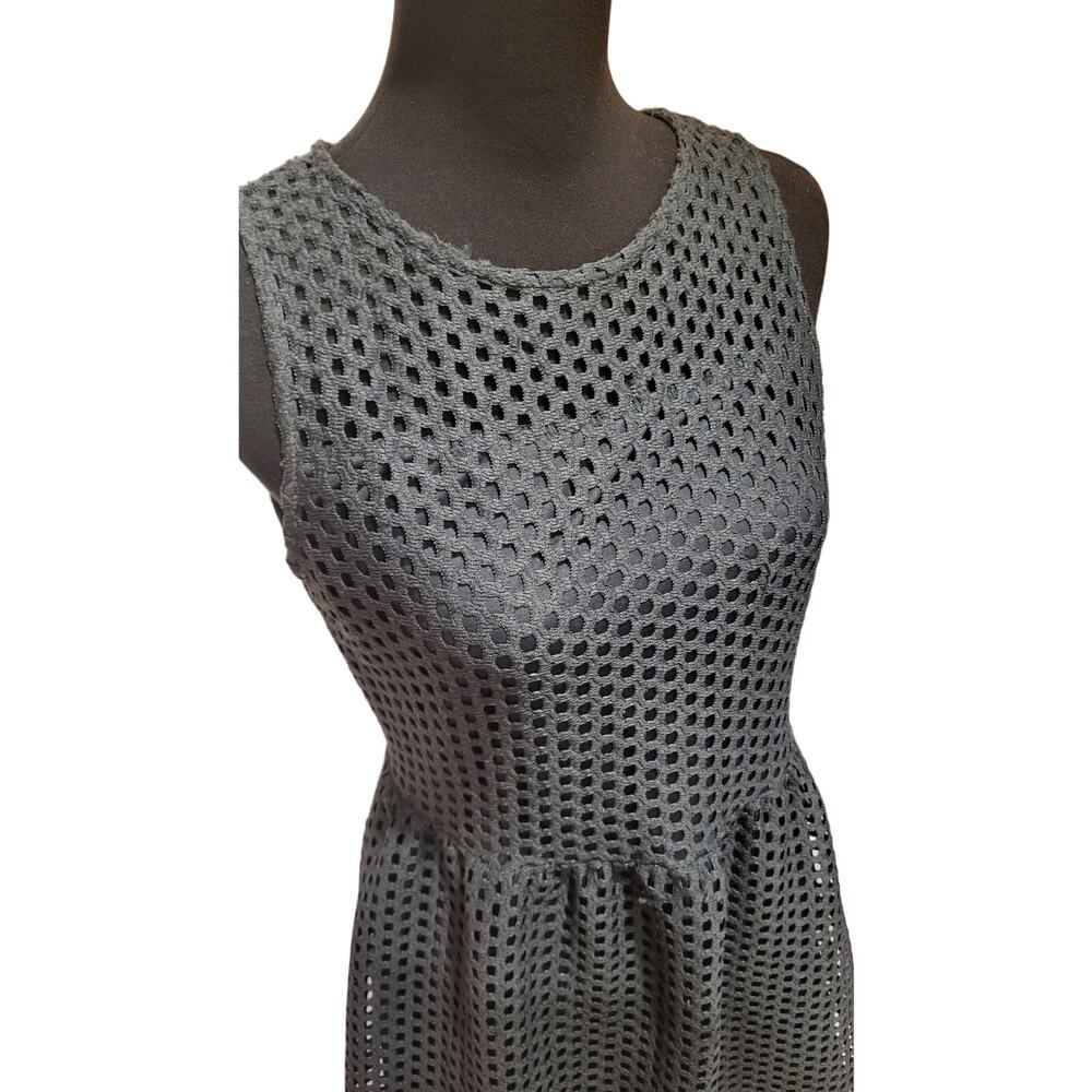 H&M Green Dress, Size 10, shorter slip than top netted layer. Classy look.